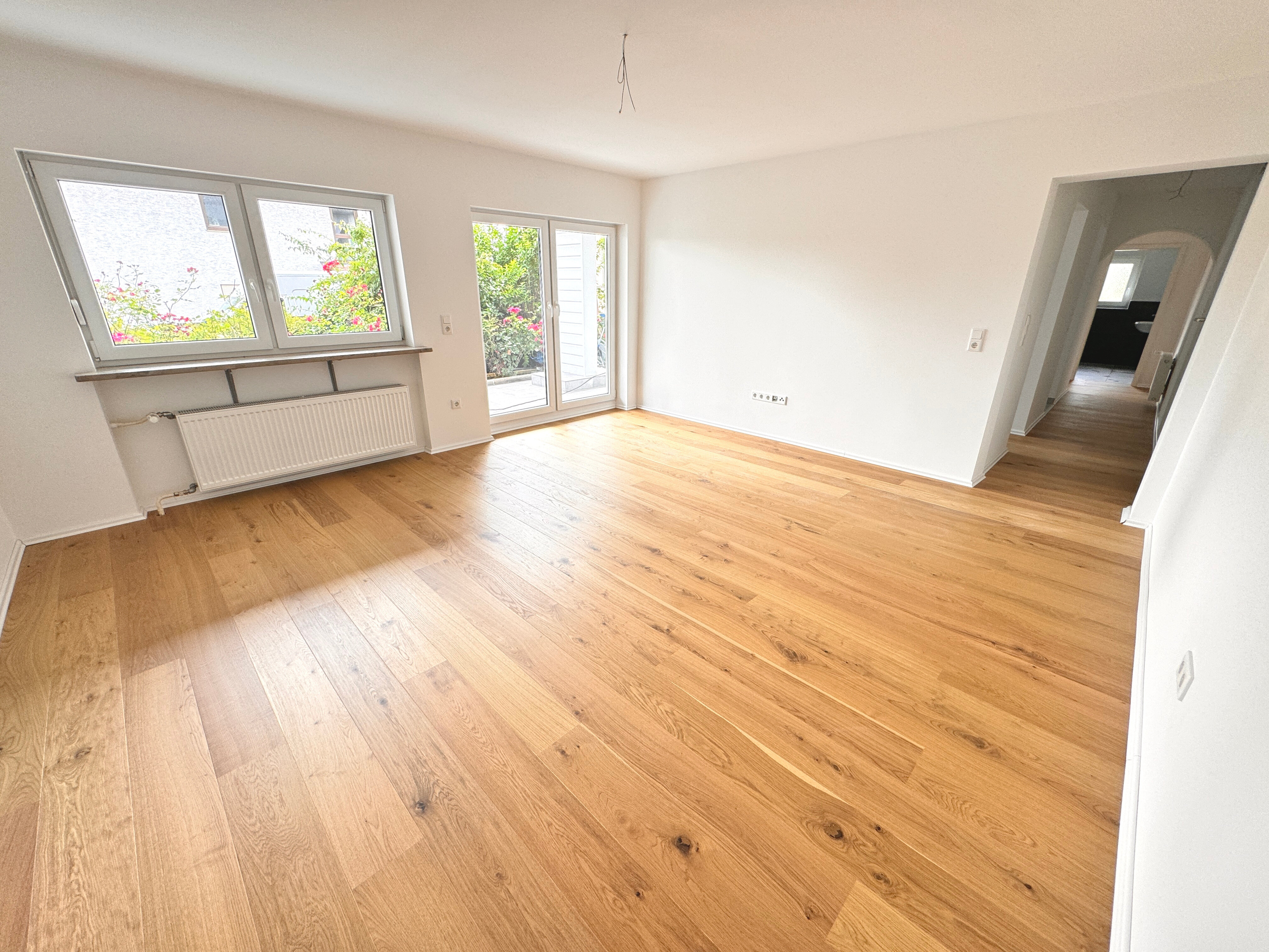 Terrassenwohnung zum Kauf provisionsfrei 299.000 € 2 Zimmer 79,5 m²<br/>Wohnfläche EG<br/>Geschoss ab sofort<br/>Verfügbarkeit Pruppacher Weg 16 Roth Roth 91154