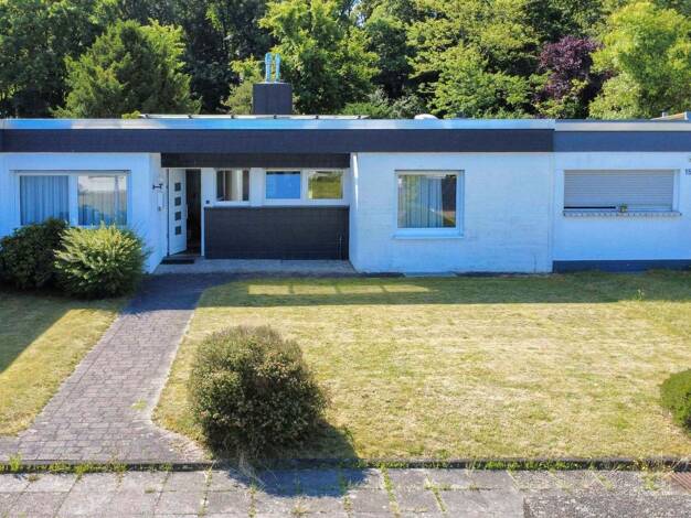 Bungalow zum Kauf 649.000 € 5 Zimmer 140 m² 300 m² Grundstück Seeberg Köln 50769