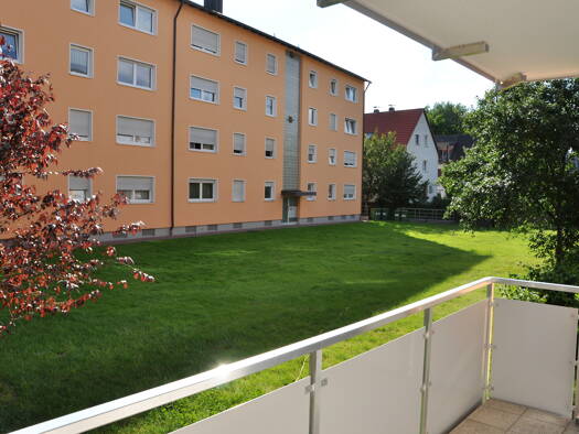 Wohnung zur Miete 750 € 2 Zimmer 67 m² Geschoss EG/3 frei ab sofort Jahnstraße 6 Feucht Feucht 90537
