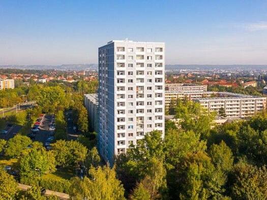Wohnung zur Miete 605 € 3 Zimmer 78,2 m² 5. Geschoss frei ab 08.08.2026 Braunsdorfer Str. 125 Gorbitz-Ost Dresden 01159