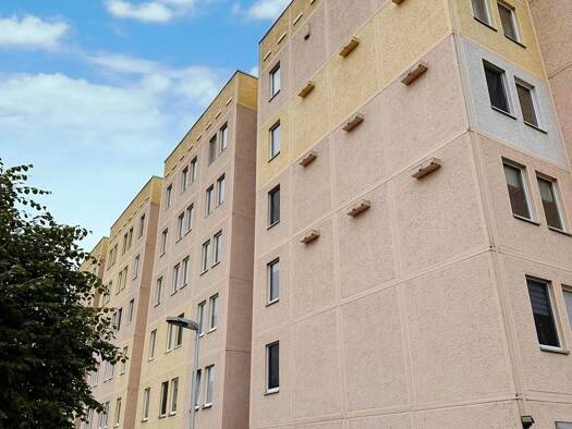 Wohnung zum Kauf als Kapitalanlage geeignet 54.000 € 2 Zimmer 49 m² Meißen Meißen 01662