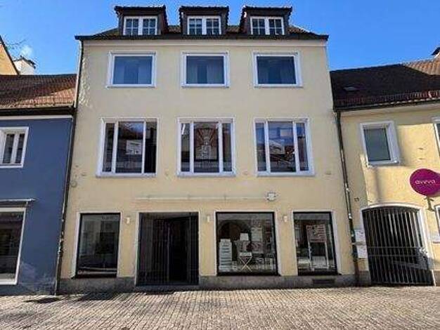 Stadthaus zum Kauf als Kapitalanlage geeignet 1.240.000 € 12 Zimmer 376 m² 346 m² Grundstück Weiden Weiden in der Oberpfalz 92637