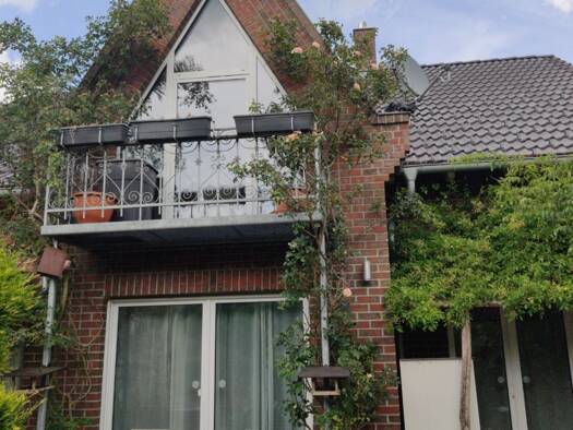 Einfamilienhaus zum Kauf provisionsfrei 875.000 € 8,5 Zimmer 255 m² 3.966 m² Grundstück frei ab sofort Herrenberg Herrenberg 71083