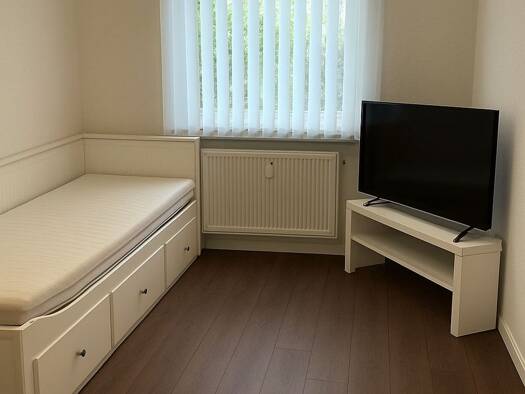 Wohnung zur Miete 490 € 1 Zimmer 18 m² frei ab 01.01.2026 Feldstraße 135 Wedel 22880