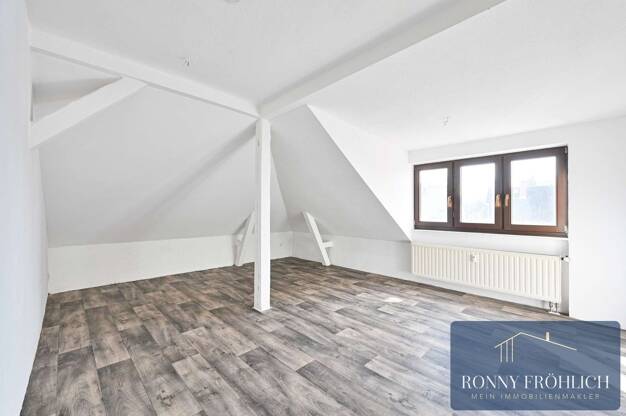Wohnung zum Kauf 44.900 € 2 Zimmer 47,2 m² Dachgeschoss, 2. Geschoss Adelsberg 250 Chemnitz 09127