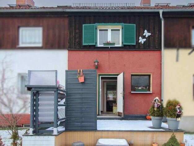 Reihenmittelhaus zum Kauf 79.500 € 3 Zimmer 80,3 m² 195,3 m² Grundstück Schedewitz Zwickau 08056