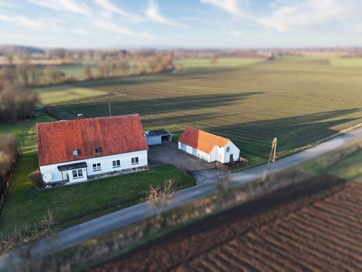 Einfamilienhaus zum Kauf 333.000 € 10 Zimmer 338,8 m² 6.905 m² Grundstück Lashorst Preußisch Oldendorf 32361