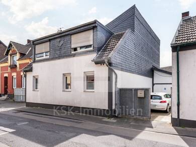 Mehrfamilienhaus zum Kauf als Kapitalanlage geeignet 670.000 € 8 Zimmer 232,2 m² 334 m² Grundstück Köln 50769