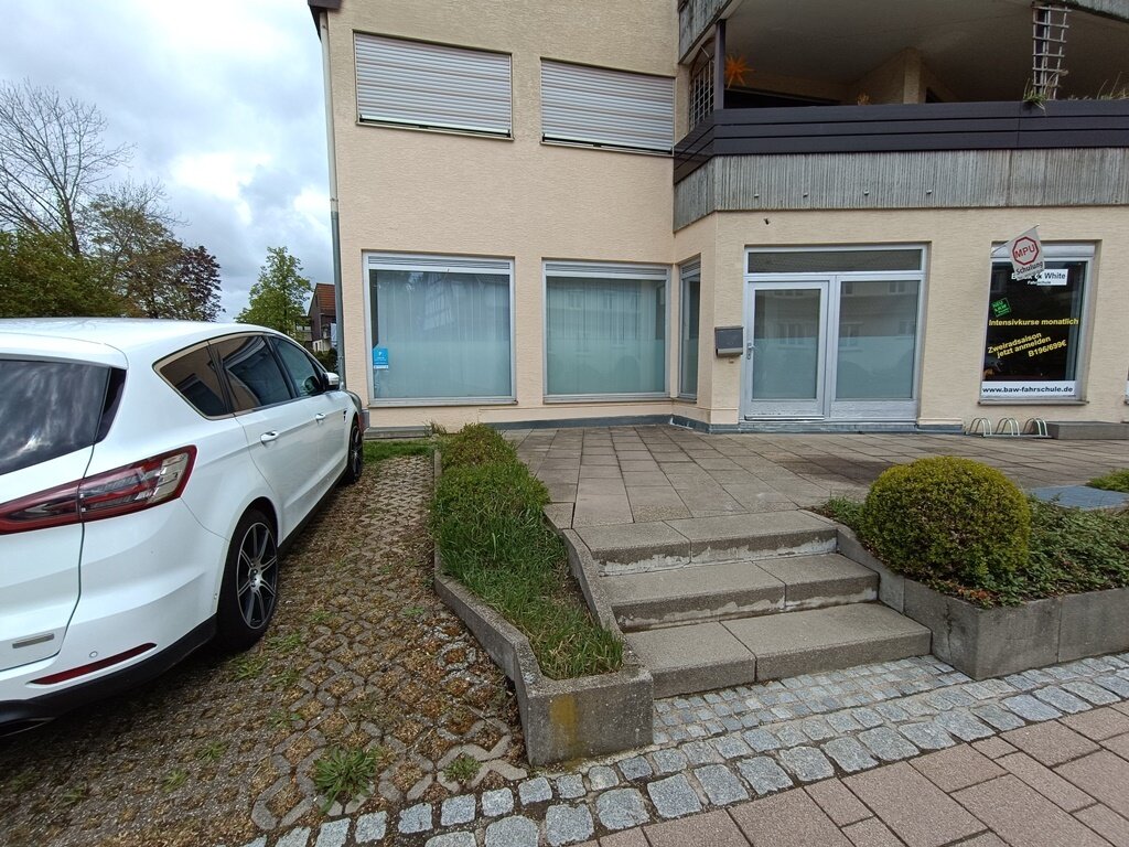 Wohnung zum Kauf 180.000 € 2 Zimmer 75 m²<br/>Wohnfläche EG<br/>Geschoss Bad Boll Bad Boll 73087