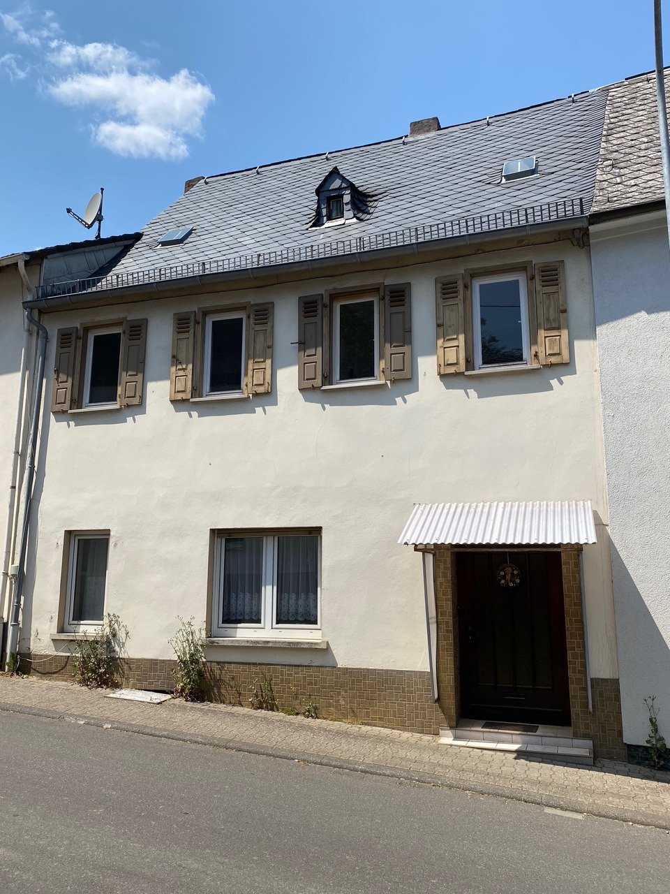 Reihenmittelhaus zum Kauf 129.000 € 6 Zimmer 120 m²<br/>Wohnfläche 160 m²<br/>Grundstück Dhaun Hochstetten-Dhaun/Schloß 55606