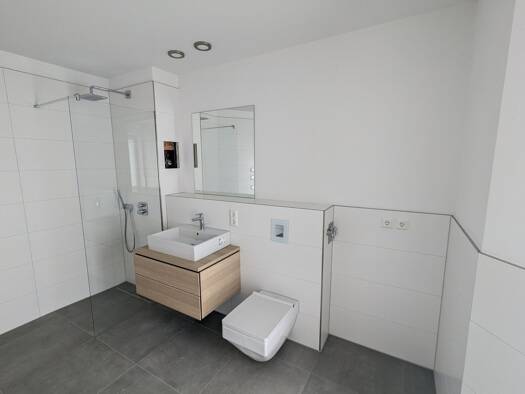 Wohnung zum Kauf - Erstbezug provisionsfrei 320.000 € 2 Zimmer 64,9 m² EG Neustadt-Neuschönefeld Ost 04315