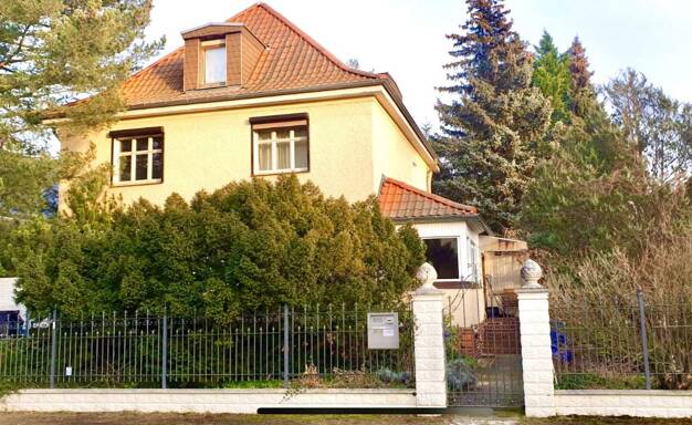 Mehrfamilienhaus zum Kauf provisionsfrei 690.000 € 9 Zimmer 230 m² 550 m² Grundstück Schwabenallee Biesdorf Berlin 12683
