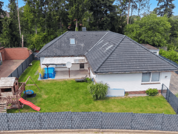 Mehrfamilienhaus zum Kauf 499.000 € 8 Zimmer 284 m² 700 m² Grundstück Altenwalde Cuxhaven 27478