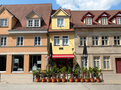 Wohn- und Geschäftshaus zum Kauf als Kapitalanlage geeignet 650.000 € 233 m² 140 m² Grundstück Erlangen 91054
