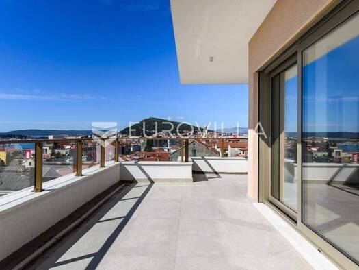 Wohnung zum Kauf 990.000 € 2 Zimmer 126 m² 30. Geschoss Lucac Manus - Bol - Gripe