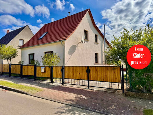 Einfamilienhaus zum Kauf provisionsfrei 165.000 € 4 Zimmer 120 m² 909 m² Grundstück frei ab sofort Pampow Blankensee 17322