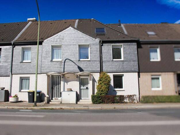 Reihenmittelhaus zum Kauf provisionsfrei 349.000 € 4 Zimmer 118,1 m² 351 m² Grundstück Frillendorfer Straße 103 Frillendorf Essen 45139