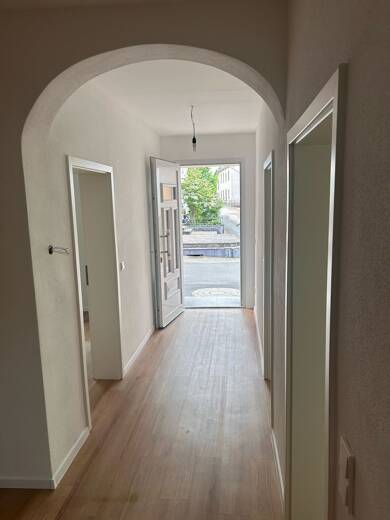Haus zur Miete 1.700 € 6,5 Zimmer 150 m² Oberbillig 54331