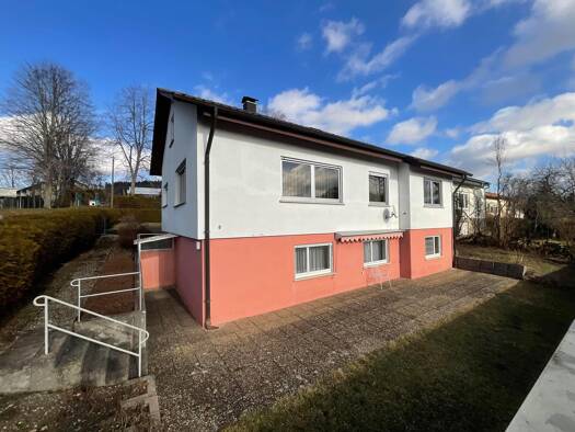 Einfamilienhaus zum Kauf 298.000 € 8 Zimmer 250 m² 668 m² Grundstück Tailfingen Albstadt 72461