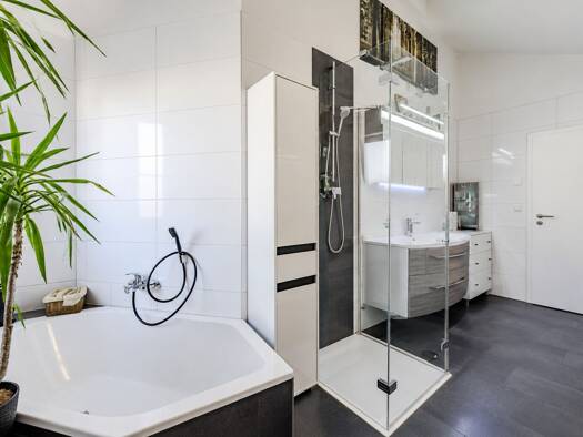 Wohnung zum Kauf 409.000 € 3,5 Zimmer 94 m² 4. Geschoss Heilbronn 74076