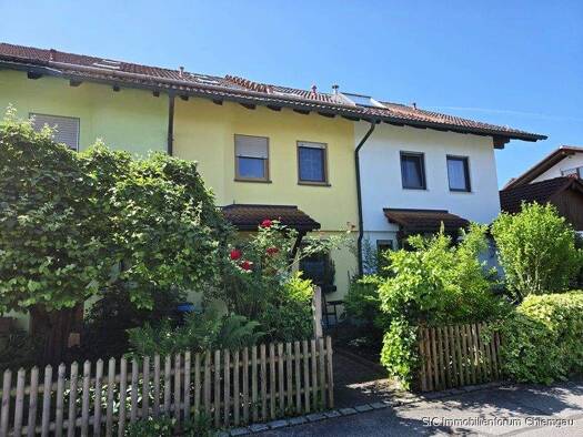 Reihenmittelhaus zum Kauf 589.000 € 4 Zimmer 125 m² 166 m² Grundstück Burgau Wasserburg am Inn 83512