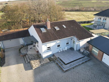 Einfamilienhaus zum Kauf provisionsfrei 589.000 € 6 Zimmer 220 m² 1.000 m² Grundstück Ippesheim Bad Kreuznach 55545