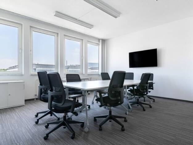 Bürofläche zur Miete 879 € 70 m² Bürofläche teilbar von 20 m² bis 70 m² Feringastraße 6 Unterföhring 85774