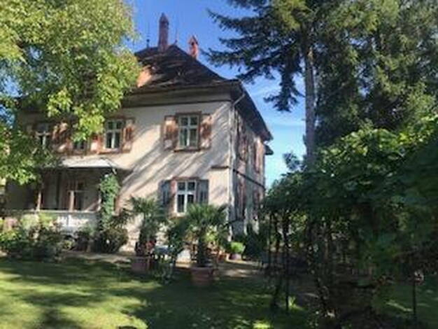 Villa zum Kauf provisionsfrei 1.490.000 € 9 Zimmer 300 m² 1.891 m² Grundstück Unterlauchringen Lauchringen 79787