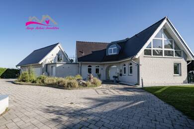 Einfamilienhaus zum Kauf provisionsfrei 649.000 € 10 Zimmer 242 m² 2.412 m² Grundstück Eggelingen Wittmund / Eggelingen 26409