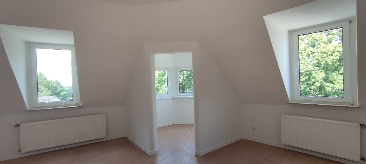 Maisonette zum Kauf 299.000 € 5 Zimmer 127 m²<br/>Wohnfläche 3.<br/>Geschoss Katternberg - Stübchen Solingen 42657