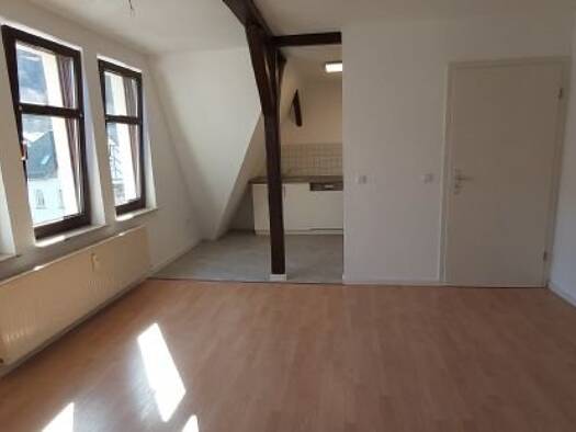 Wohnung zur Miete 377 € 2 Zimmer 51 m² Geschoss 2/3 frei ab sofort Zella-Mehlis 98544