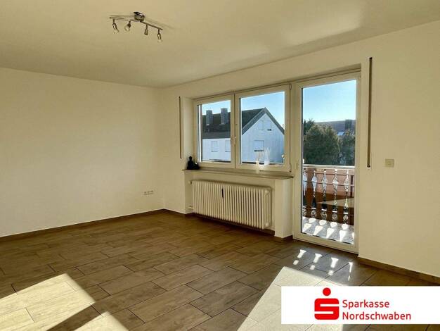 Wohnung zur Miete 720 € 4 Zimmer 100 m² frei ab sofort Oettingen 86732