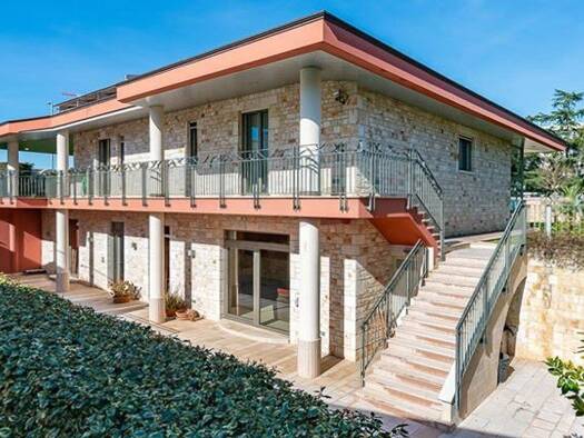 Haus zum Kauf 1.550.000 € 240 m² Conversano 70014