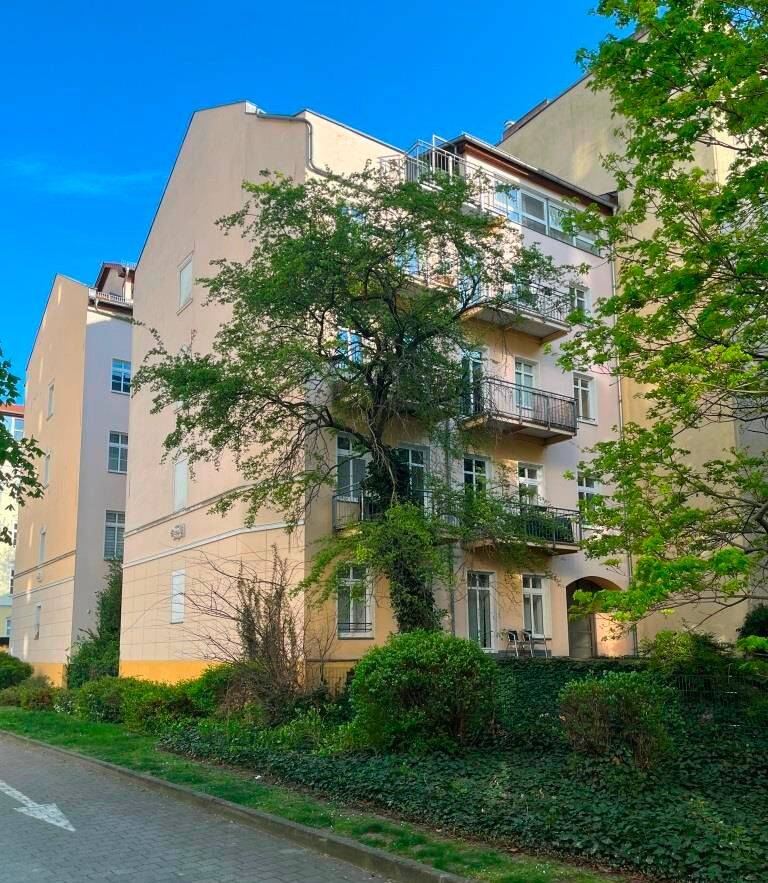 Property thumbnail 2