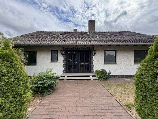 Einfamilienhaus zum Kauf 315.000 € 4 Zimmer 172 m² 797 m² Grundstück Homberg Homberg 34576