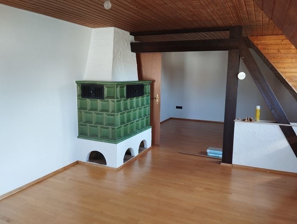 Wohnung zur Miete 800 € 4 Zimmer 95 m²<br/>Wohnfläche Adelsdorf Adelsdorf 91325