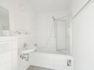 Wohnung zur Miete 350 € 2 Zimmer 50 m² 3. Geschoss Waldmeisterstraße 18 Heide Nord Halle 06120