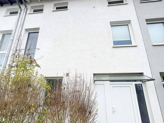 Reihenmittelhaus zur Miete 1.390 € 4,5 Zimmer 139 m² 231 m² Grundstück frei ab sofort Lise-Meitner-Straße 13 Werste Bad Oeynhausen 32549