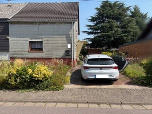 Einfamilienhaus zum Kauf 80.000 € 3 Zimmer 90 m² 390 m² Grundstück Fraulautern Saarlouis 66740