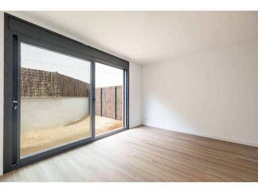Chalet zum Kauf 495.000 € 3 Zimmer 211 m² Torrelles de Llobregat 08629