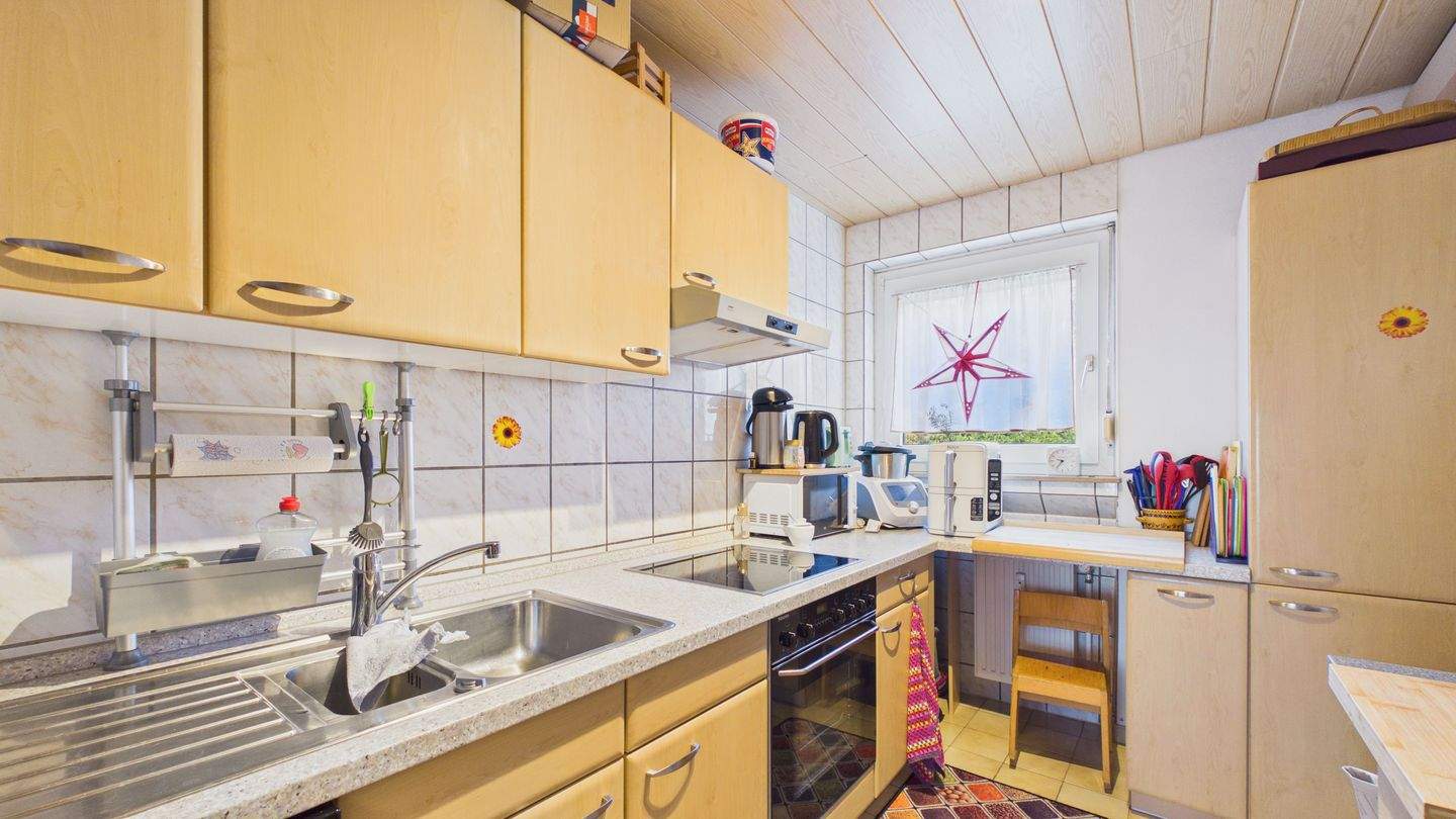 Immobilie in Eningen unter Achalm - Gepflegte 3-Zimmer-Wohnung mit Westbalkon in ruhiger Lage von Ehningen - Bild 4