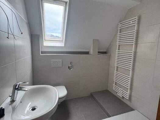 Wohnung zur Miete 342 € 2,5 Zimmer 57 m² frei ab 01.02.2026 Friedrich-Ebert-Str. 16 Altena 58762