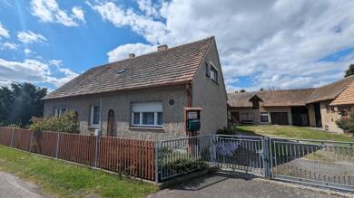 Bauernhaus zum Kauf 125.000 € 5 Zimmer 120 m² 5.965 m² Grundstück frei ab sofort Weißkeißel 02957