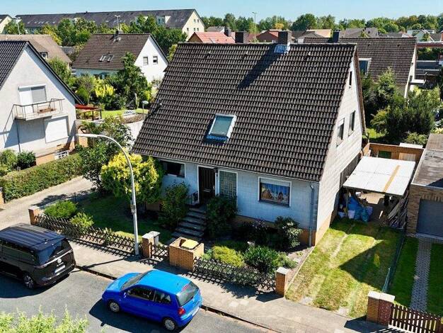 Einfamilienhaus zum Kauf 210.000 € 5 Zimmer 162 m² 597 m² Grundstück Gliesmarode Braunschweig 38104