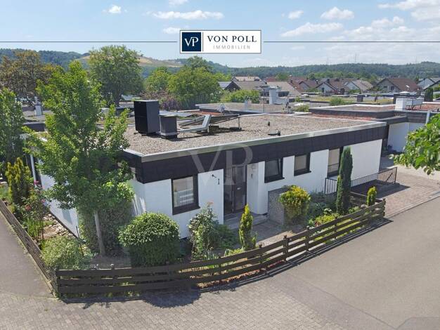 Bungalow zum Kauf 698.000 € 4,5 Zimmer 128,9 m² 345 m² Grundstück Eltingen Leonberg 71229