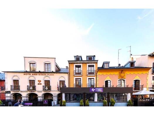 Verkaufsfläche zum Kauf 6.309.975 € 2.800 m² Verkaufsfläche Ponferrada 24400