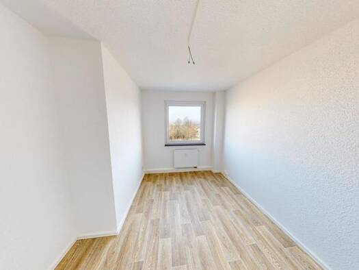 Wohnung zur Miete 678 € 4 Zimmer 90,4 m² 4. Geschoss Albert-Köhler-Str. 45 Morgenleite Chemnitz 09122