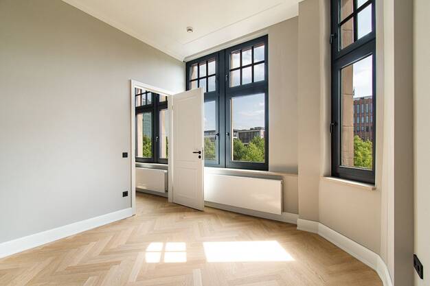 Wohnung zur Miete 4.160 € 2 Zimmer 52 m² Hamburg - Altstadt Hamburg 20457