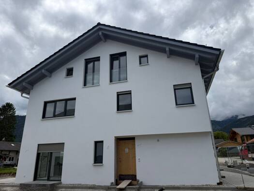 Doppelhaushälfte zum Kauf provisionsfrei 990.000 € 4 Zimmer 130 m² 254 m² Grundstück frei ab 01.08.2026 Brannenburg 83098