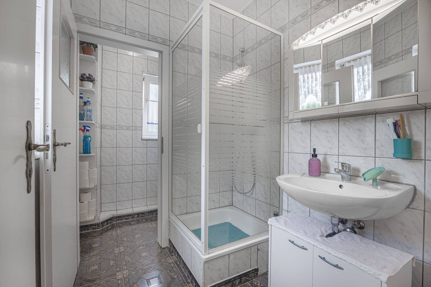 Property thumbnail 19